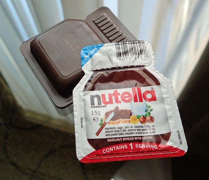 15g pack of Nutella
