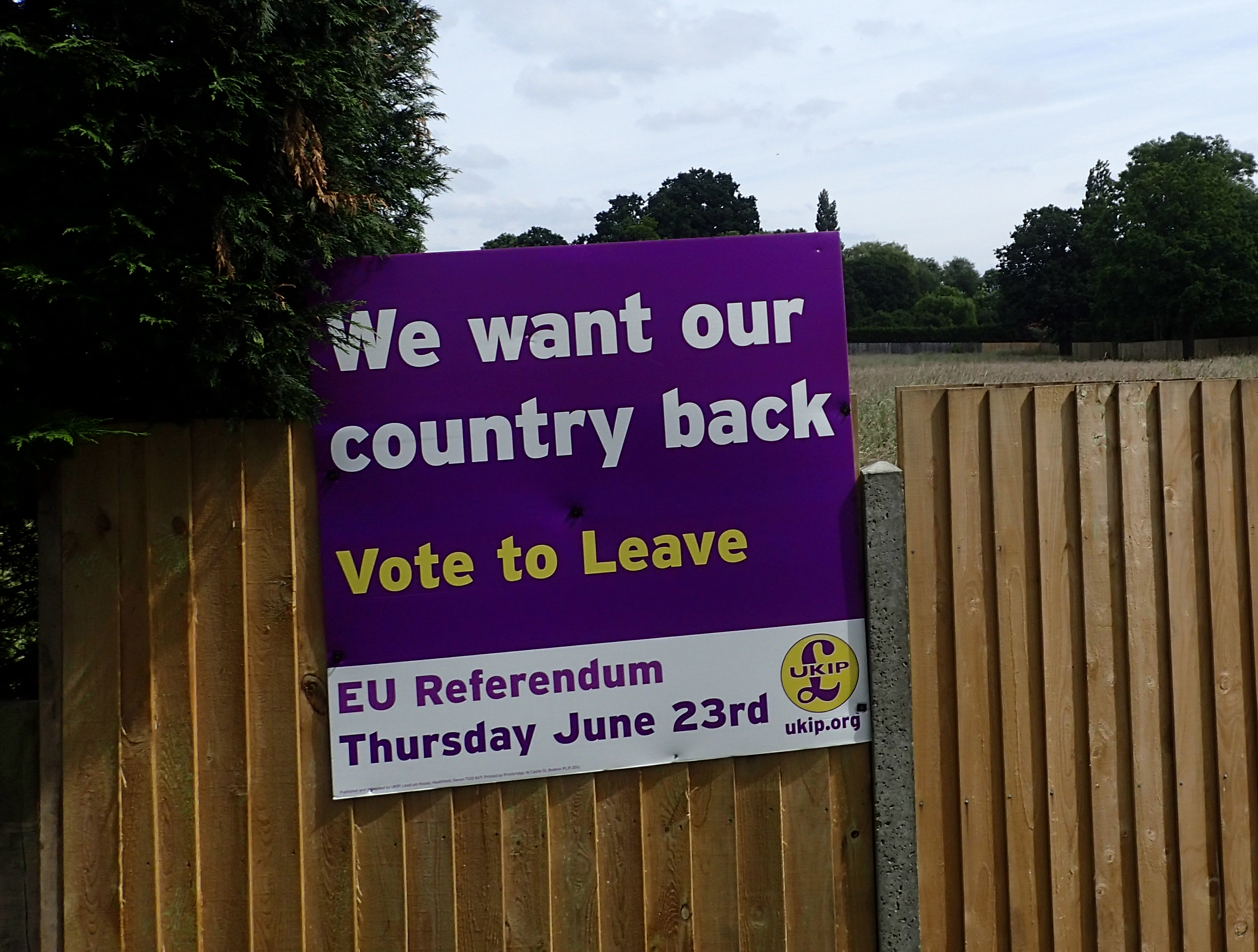 Despite being a walk through the countryside, national politics were still encountered. In the build-up to the national referendum on membership of the European Union, the Leave faction was only to evident