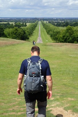 Three Points of the Compass beginning the 'Long Walk' to Windsor Castle on the London Countryway