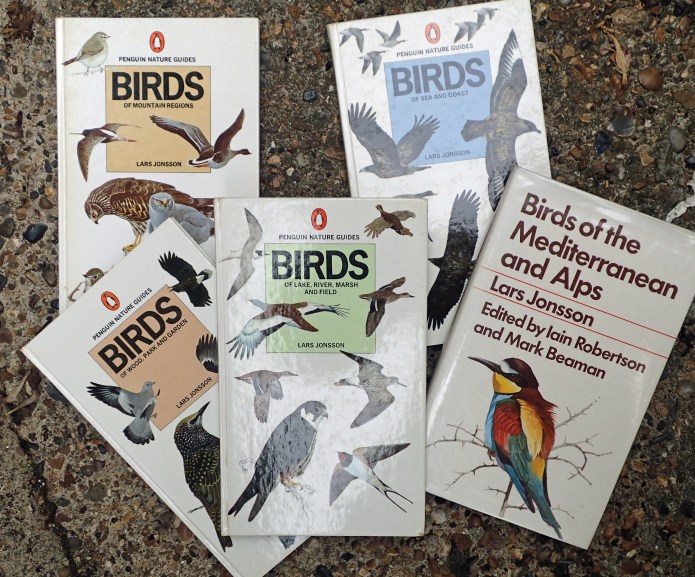During 1976-80 five volumes appeared in Sweden under the title Fåglar i Naturen (Birds in the Wild), these books were later translated into English and dealt with European birds, with a few key species from Turkey and North Africa. Each book dealt with a different habitat and geographical region. In the 1980s it was decided to put the contents together in to a single volume. Most illustrative plates were redone for Birds of Europe, along with new maps and text