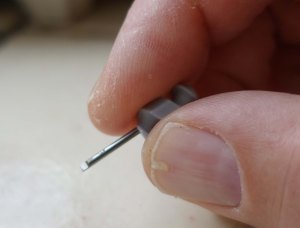 As a spectacles wearer I am still frustrated by the small flat screwdriver on the four-way Victorinox screwdriver not being small enough for tightening screws on my glasses. On occasion I may therefore include one of the tiny 0.6g screwdrivers, that have a 1.5mm flat tip, in my ditty bag