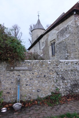 Only a kilometre away from my days halt at YHA South Downs, I had no need to avail myself of the working tap in the wall of Southease Church. The uncommon tower is one of only three round towers found in Sussex