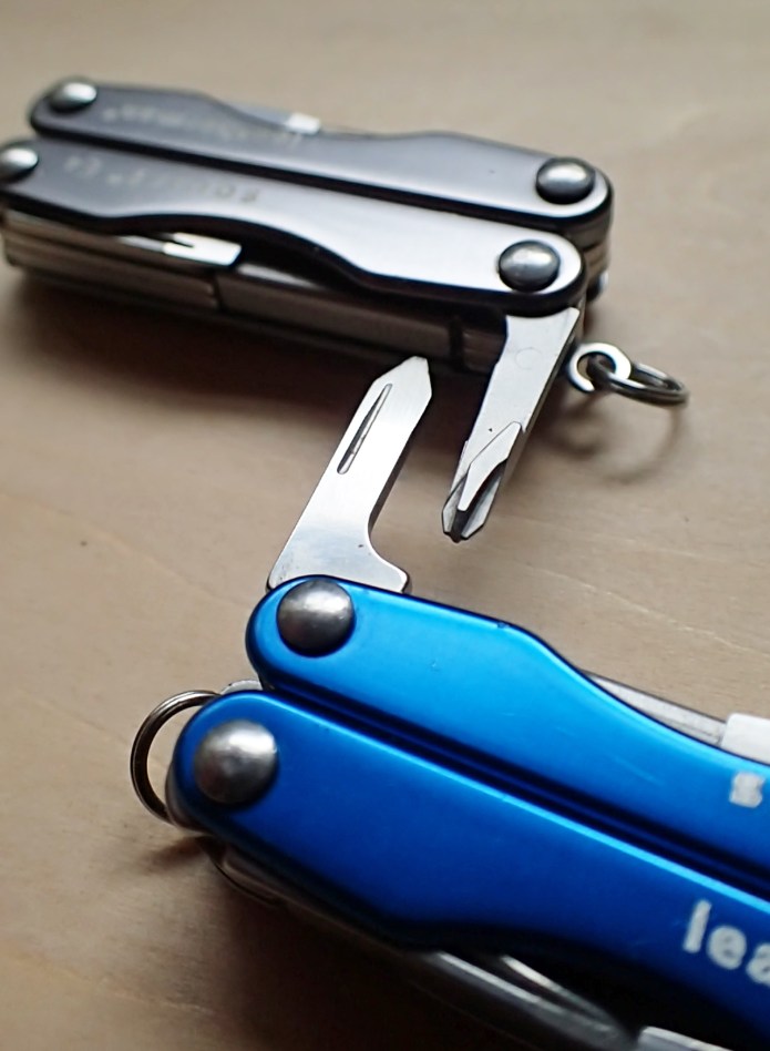 3D and 2D Phillips head screwdrivers on the Squirt E4 and Squirt P4 compared