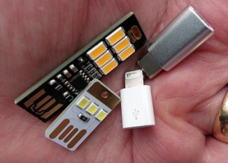 Small adaptors mean that the number of cables carried can be kept to a minimum. The Micro USB/Lighting adaptor is 1.3g and the Micro USB/USB-C adaptor is 2.6g. Depending on which USB LED light is carried, these can be as little as a gram