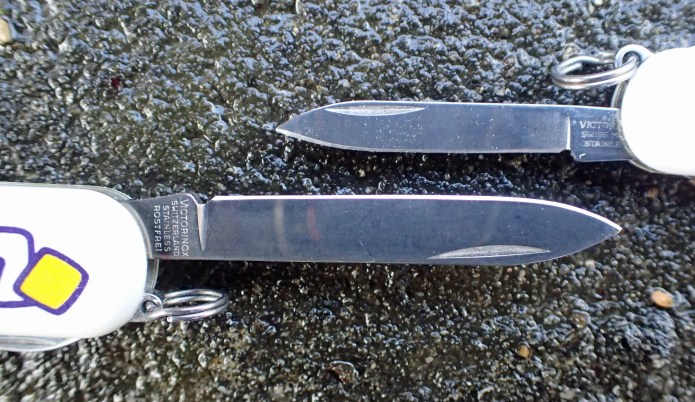 Blades of 58mm Classic and 74mm Ambassador compared. For just a little longer knife you get a lot more capable blade