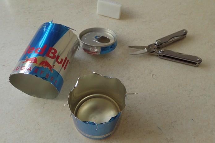 Ends are cut off with the Leatherman scissors, final neat trimming will follow