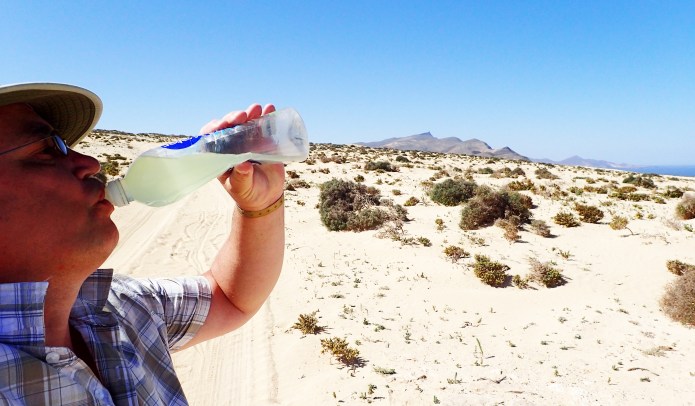 It is important to keep well hydrated on trail. El Jable, Fuertenventura 2017