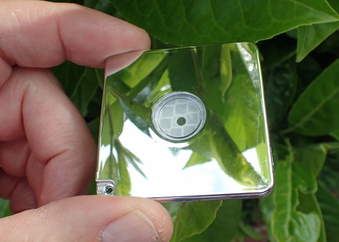 Central area of small signal mirror is taken up with sighting hole for signalling