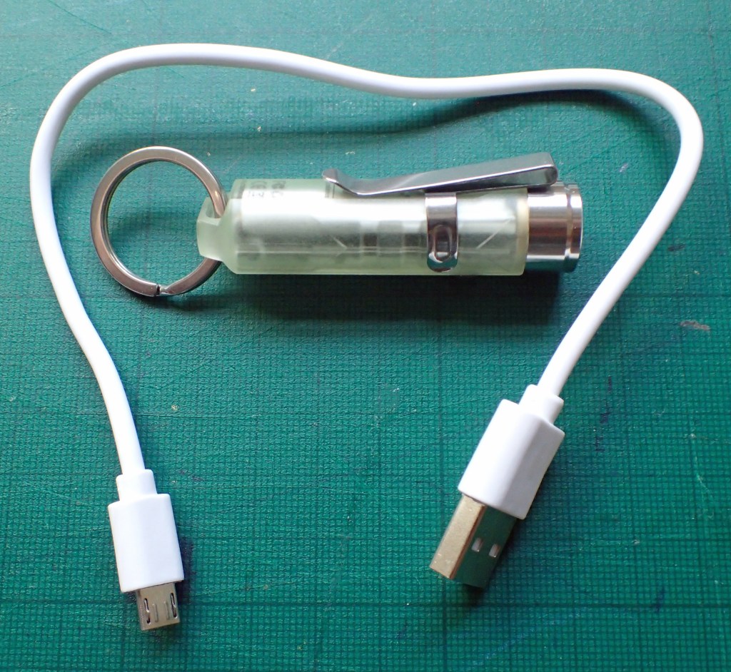 A small range of accessories comes with the RovyVon A5x- a short charge micro USB lead, pocket/hat clip and splir to attach it to a keyring 