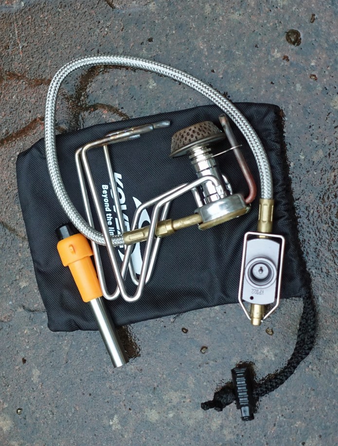 Kovea Spider is sold with piezo igniter clicker and a small stuff sack