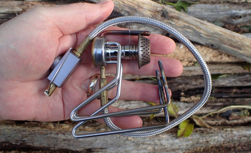 Kovea Spider in the hand