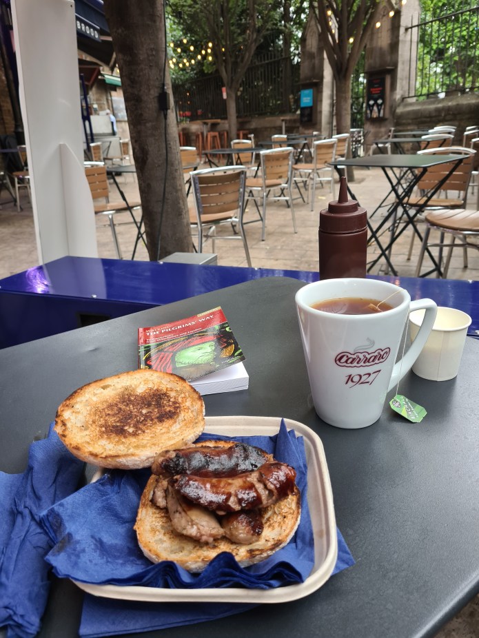 Sausage roll and mug of tea- an excellent breakfast to set me up