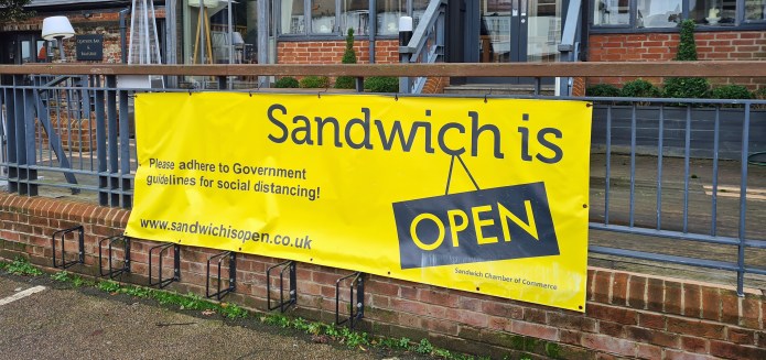 Despite the entrity, Snadwich was most definately NOT open. Pubs and little craft shops and corner shops were all closed following Government restrictions