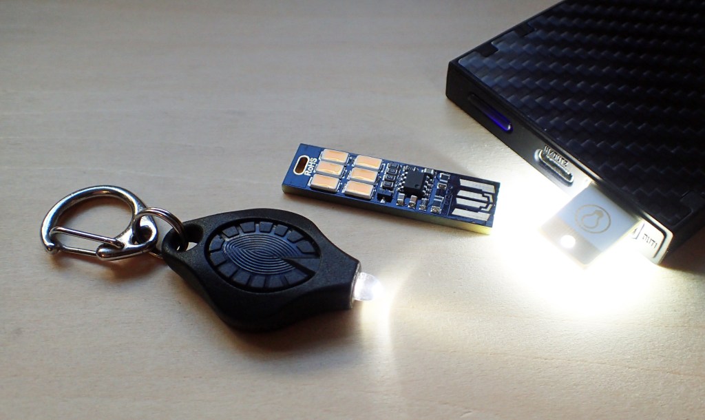 USB LED light in use in Nitecore NB10000 power bank