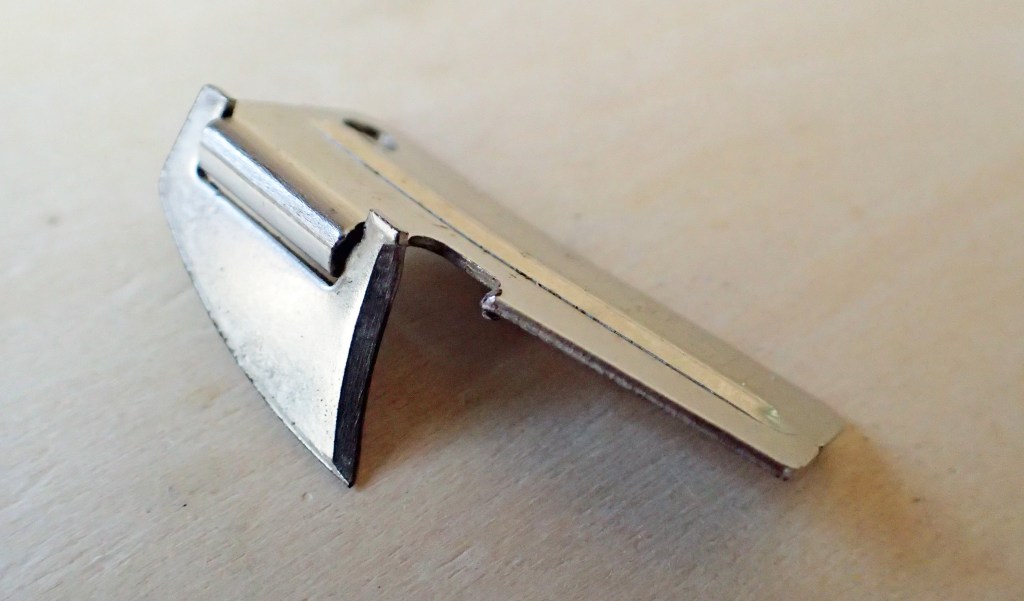 The 4.6g P-38 is a design classic