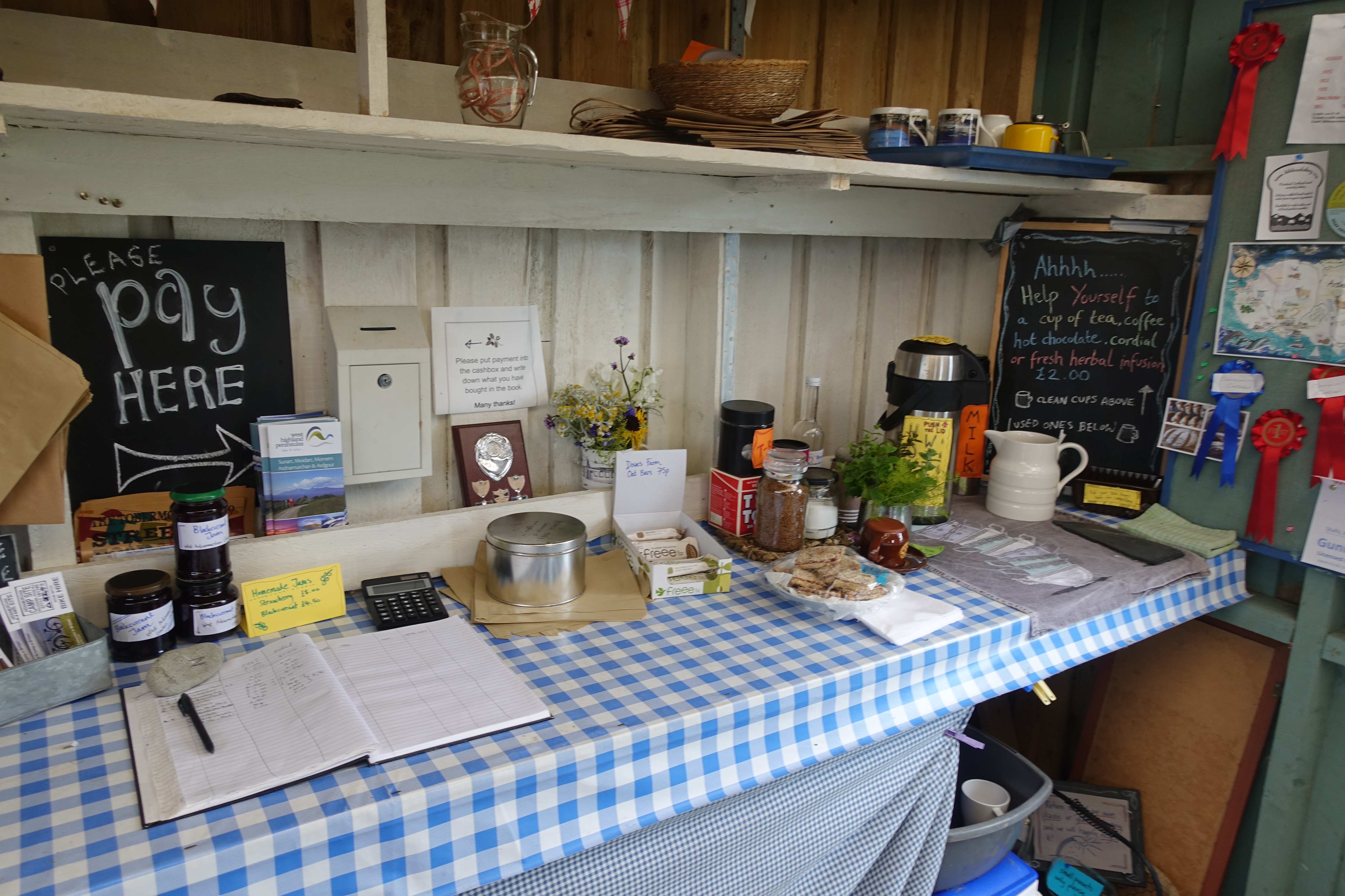 The community vegetable outlet at Kilchoan is little motre than a shed on the edge of some allotments. However it still provided a small food resupply, a hot drink and a brief respite from the weather