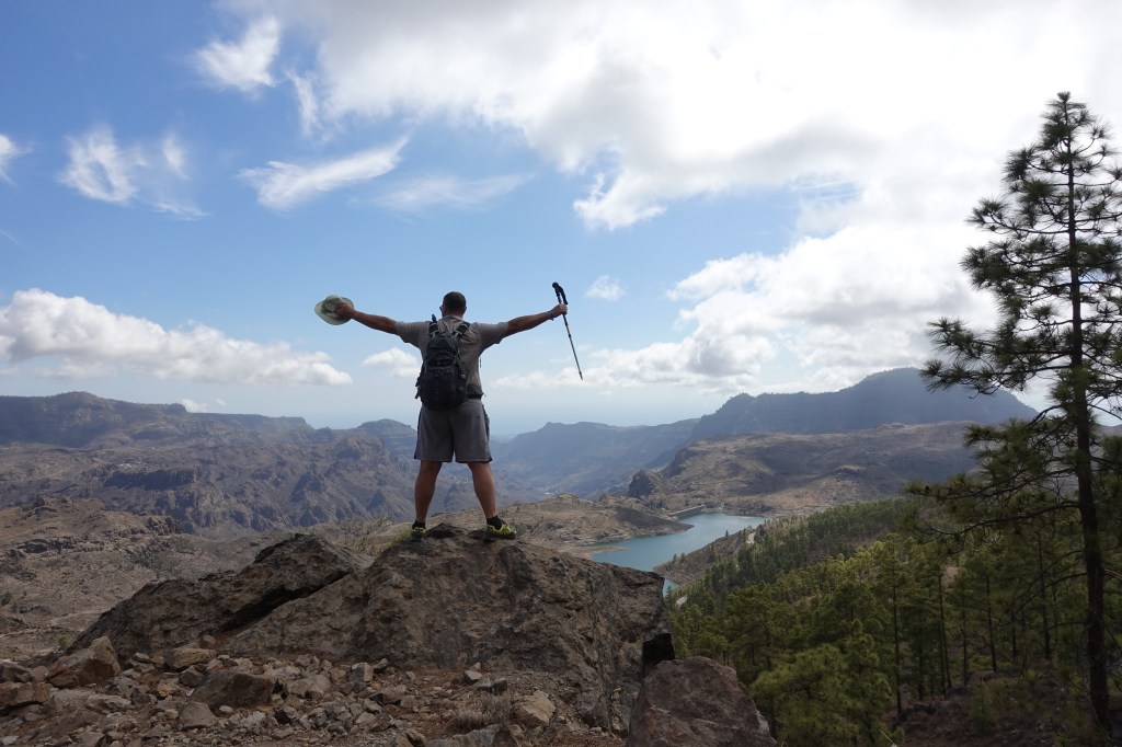 Hiking with Tilly Airflo, Cruce de la Data, Madeira