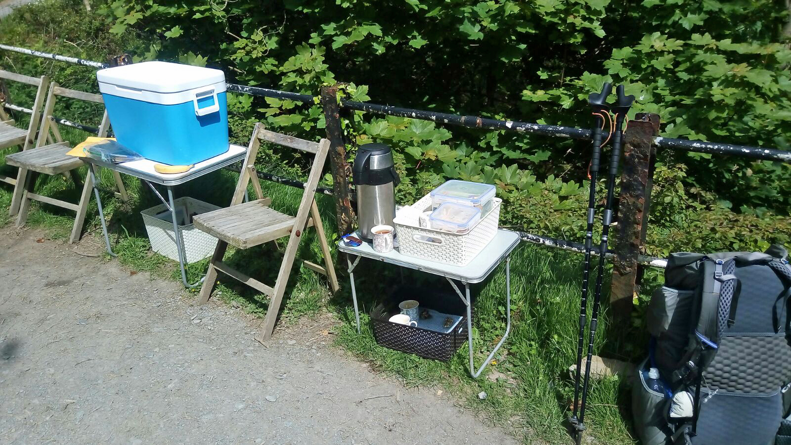 'Trail magic' such as this is not something often encoutered on UK trails