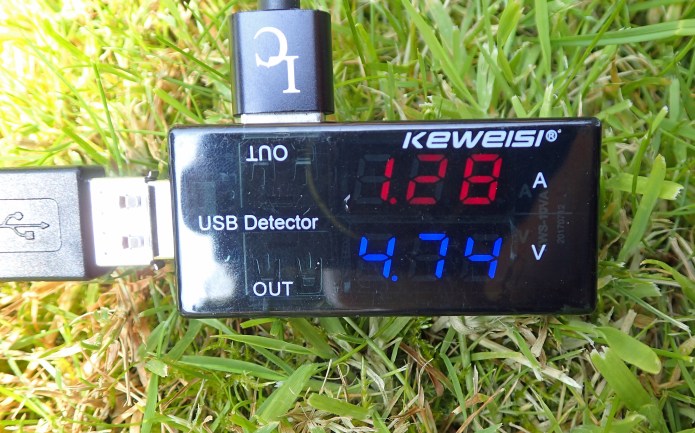 Link Solar 11w panel charging Nitecore NB100000 Powerbank