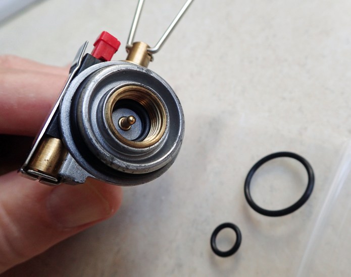 Two o-rings are fitted to the Soto Windmaster