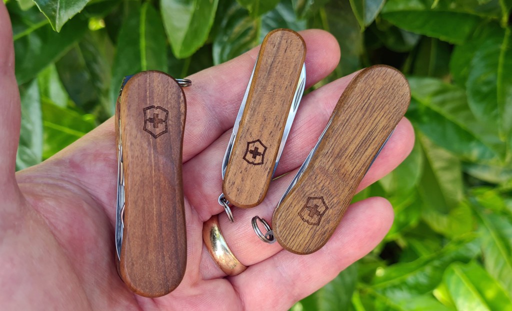 Victorinox Classic SD, Evowood 81, NailClip 580