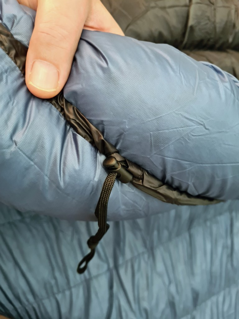 Drawcord on neck collar