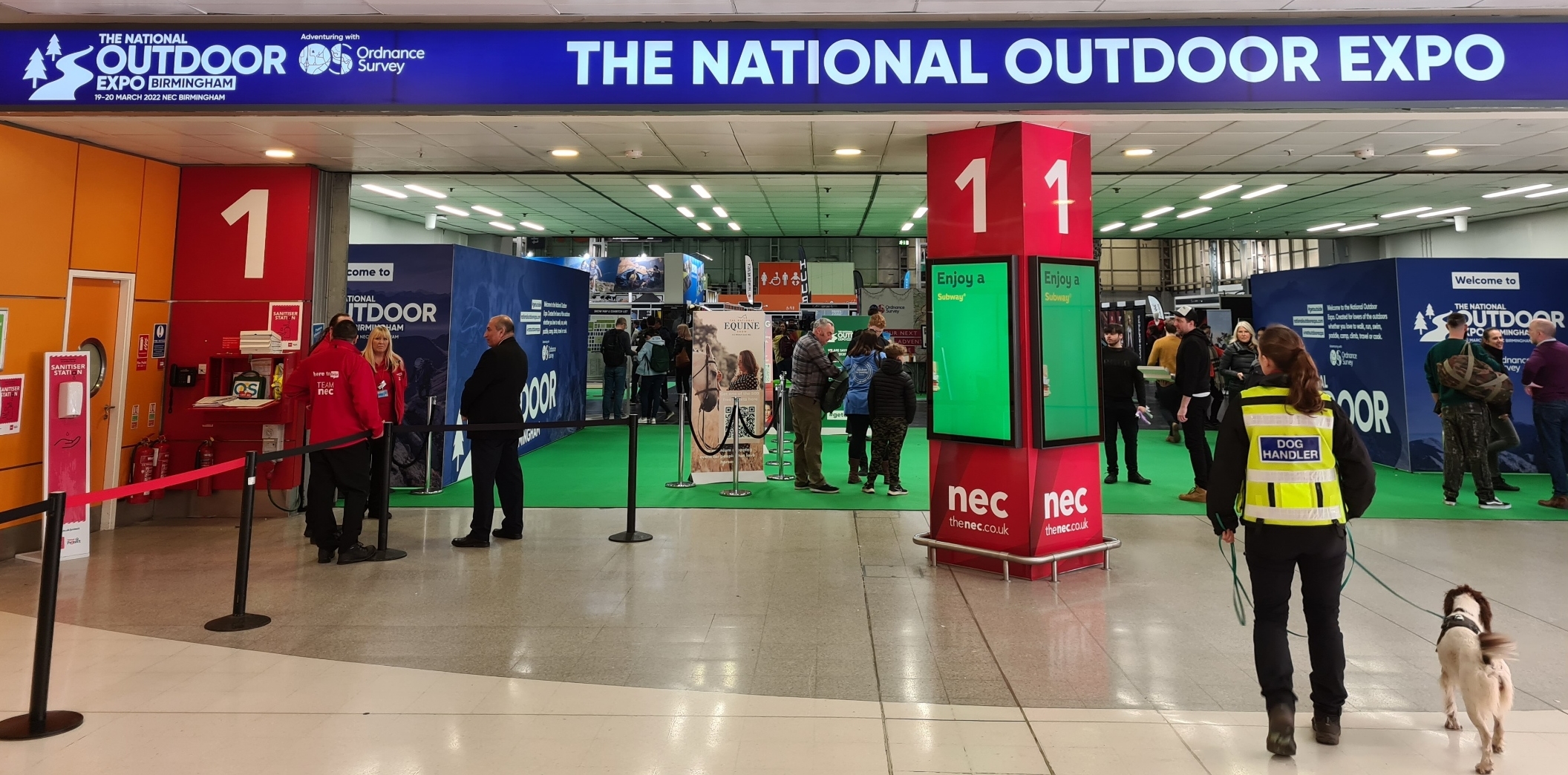 Just a few minutes after opening, the modest number of early arrivals had dissipated