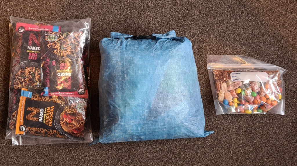 Packed food bag, plus lunchtime noodle and trailmix. This was plenty of tasty, satisfying calorie high food for at least eight days