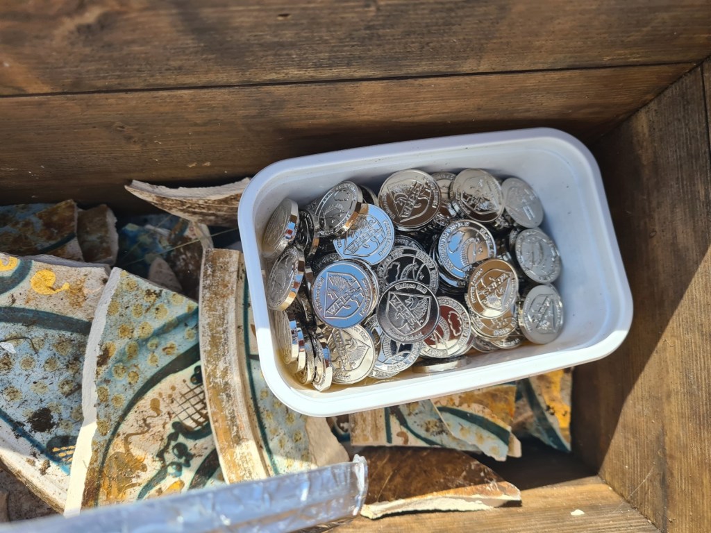 Hoard Striding Arches