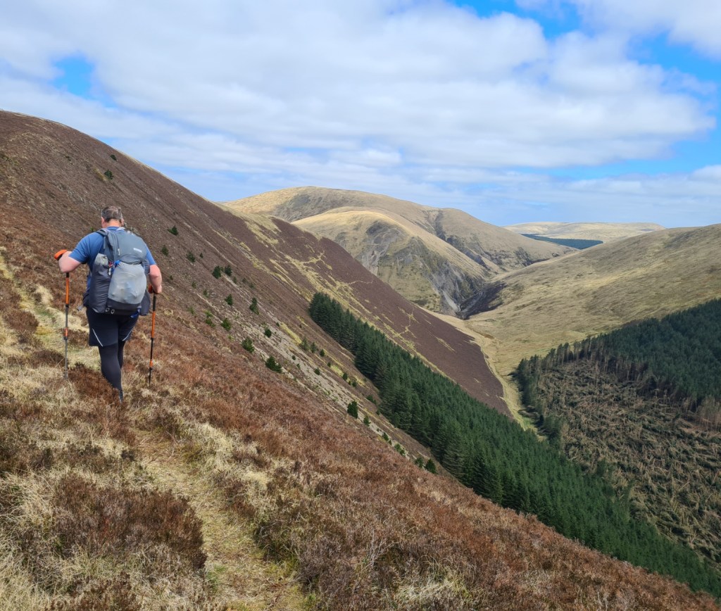 Taking the high level option along Croft Head toward Cats Shoulder