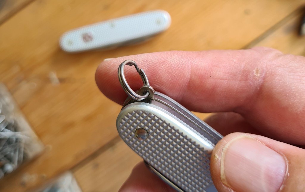 A keyring is normally fitted to the Pioneer. This is not found on the Electrician