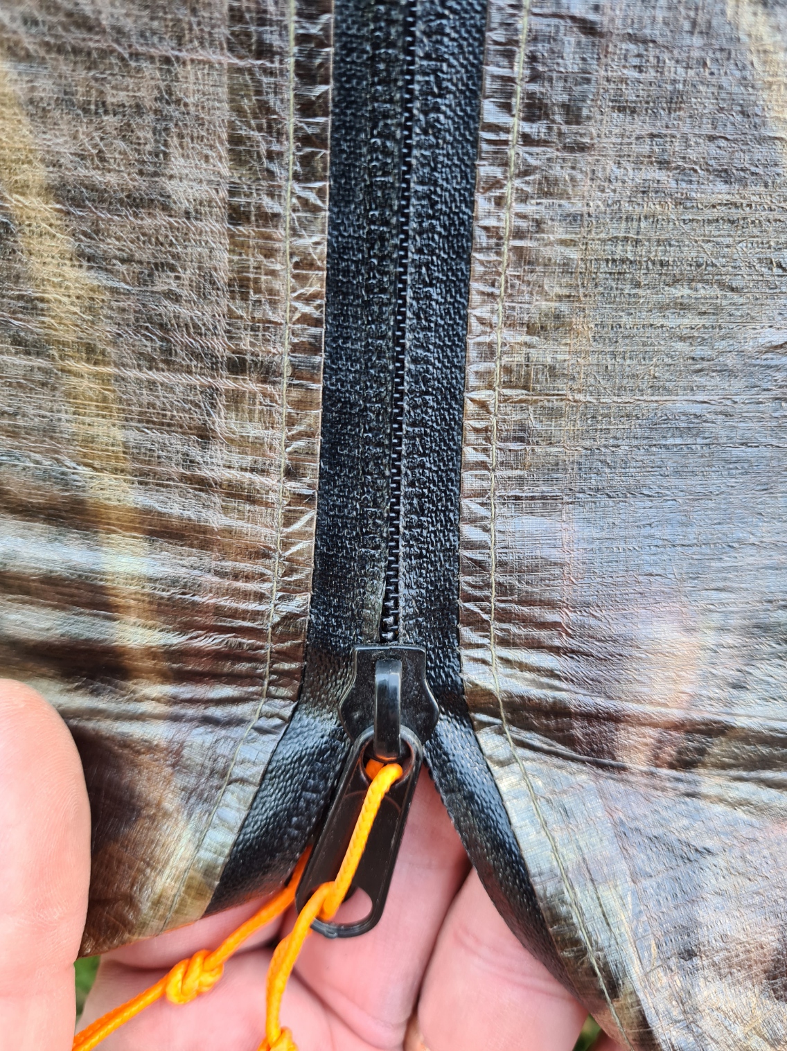 Teeth are jamming and not opening or closing properly on this waterproof zip