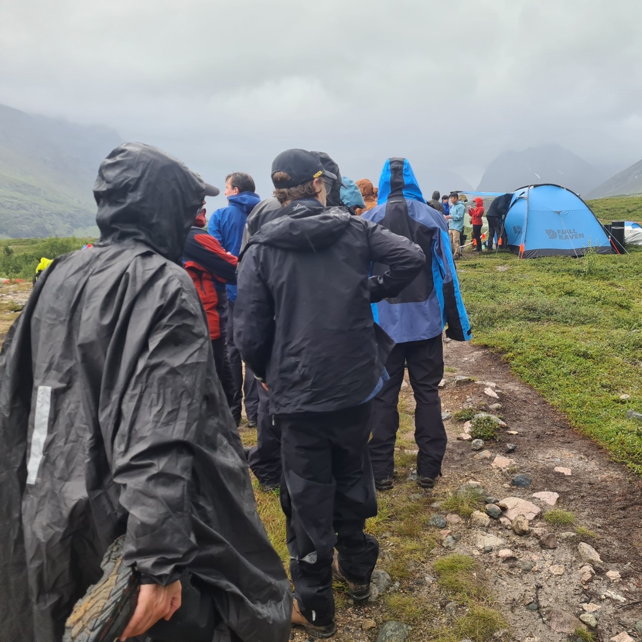 Queue at Kebnekaise check point