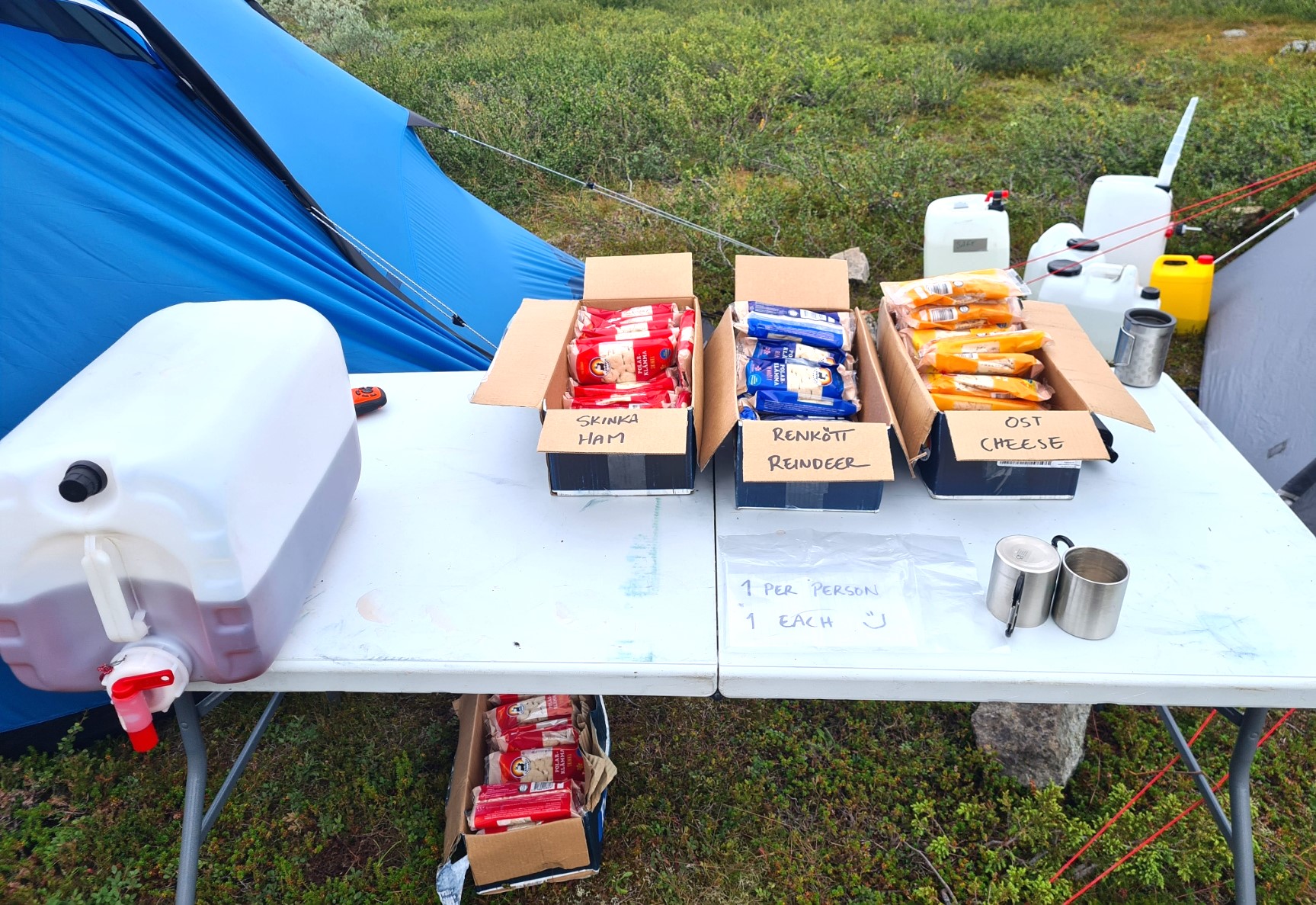 Singi checkpoint had a midday treat for hikers