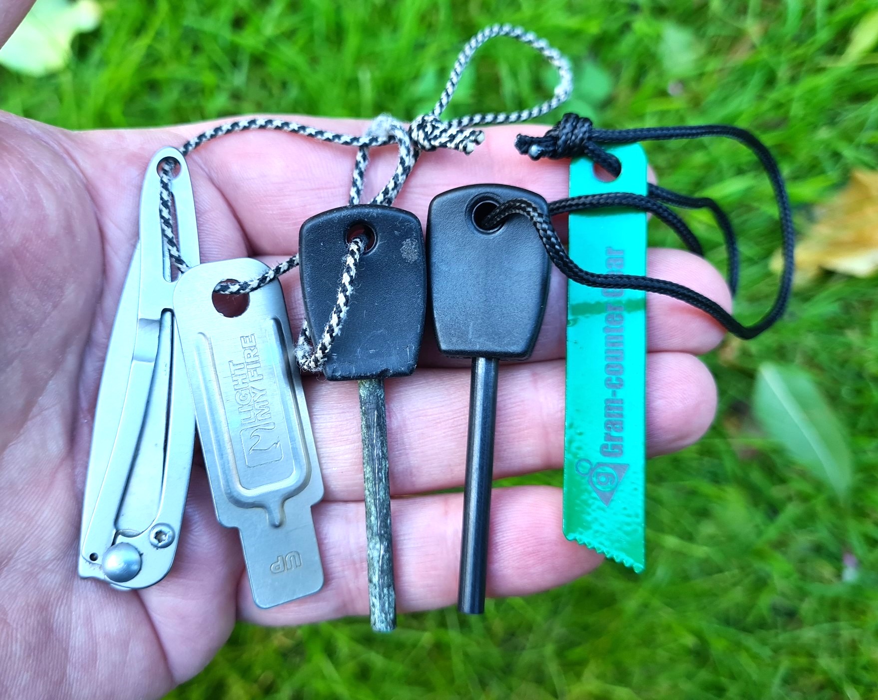 Marbles Knives Survival Tool Combo – Whistle, Compass, Ferro Rod Striker – 330