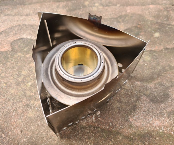 The large spirit burner produced for the Swedish military by Trangia slots straight into the three piece Triangle