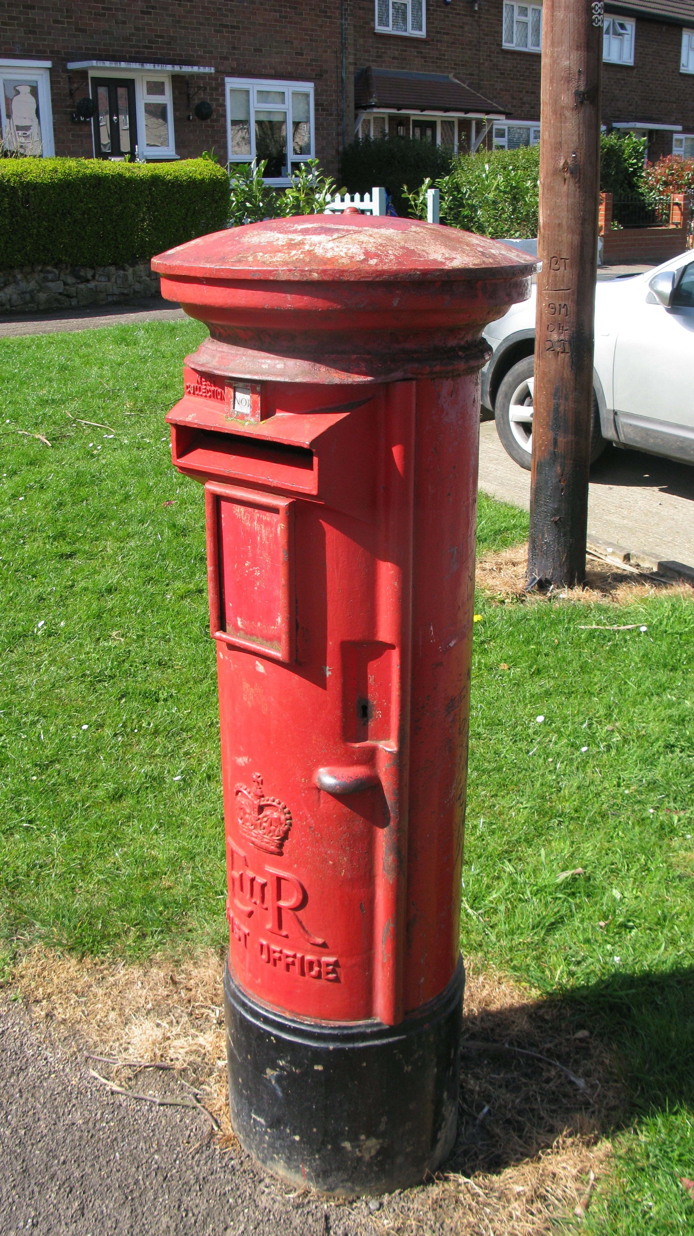 1979 pattern B type 'Nigerian'. Beaconfield Road, Epping. Essex