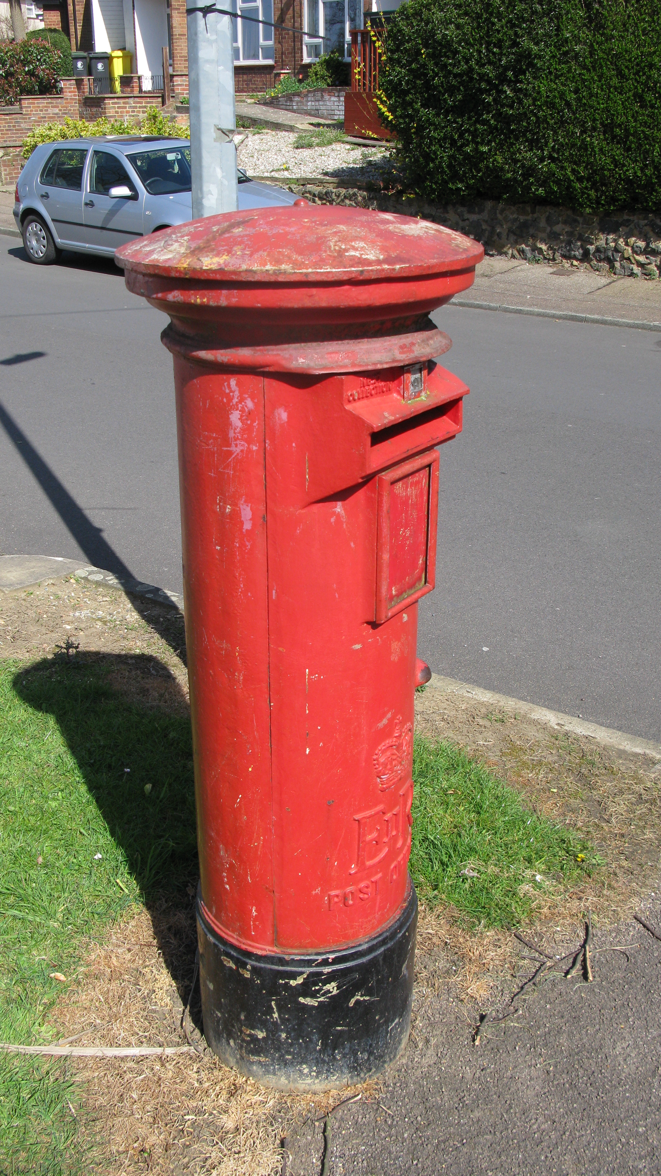 1979 pattern B type 'Nigerian'. Beaconfield Road, Epping. Essex