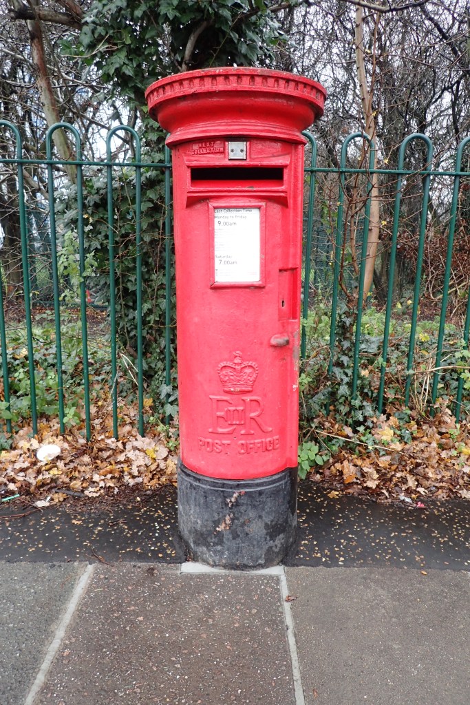 EiiR B type pillar box at Hounslow on day 6