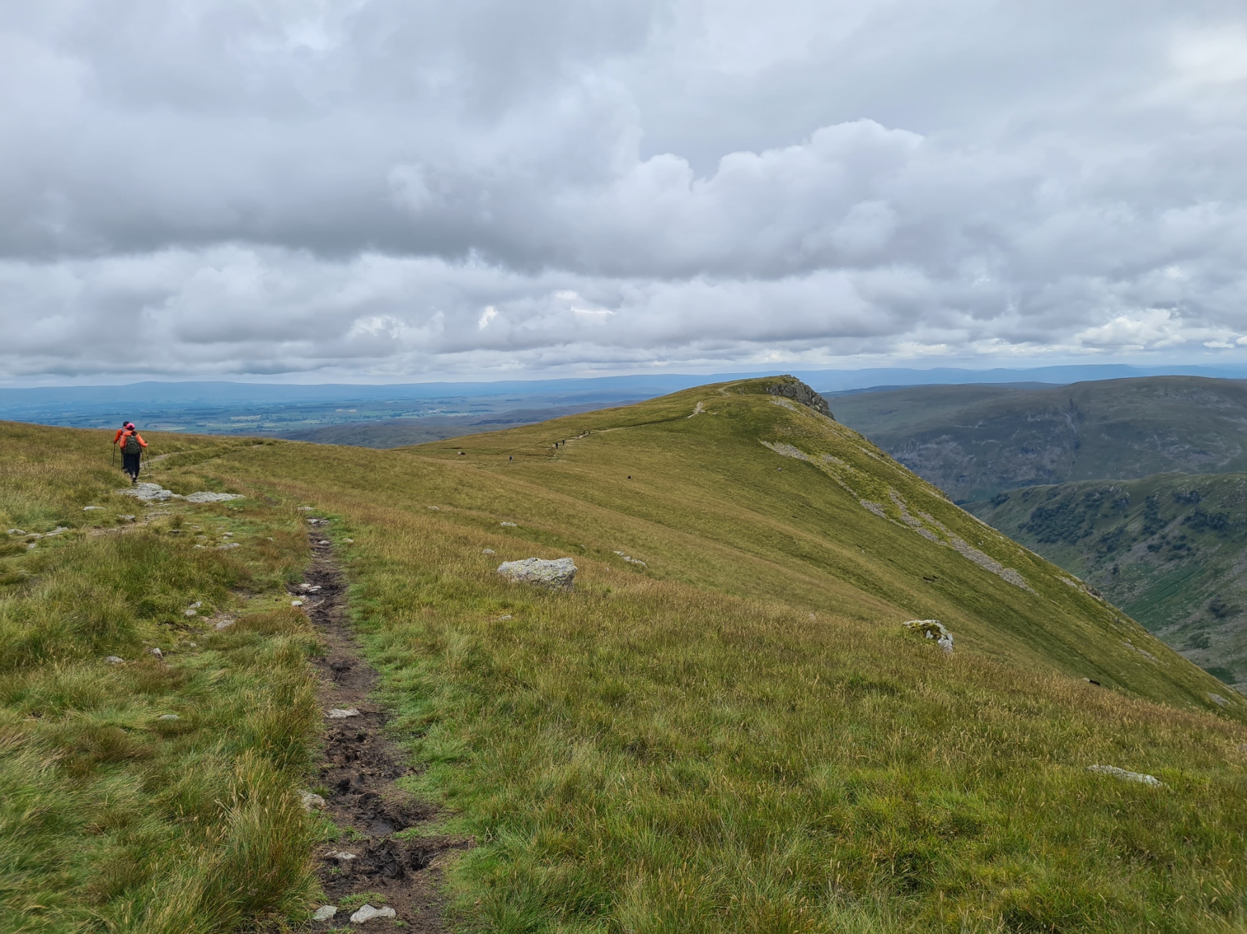 Approaching Kidsty Pike