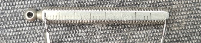 At 1:25:000 scale, 4 centimetres is equivalent to 1 kilometre