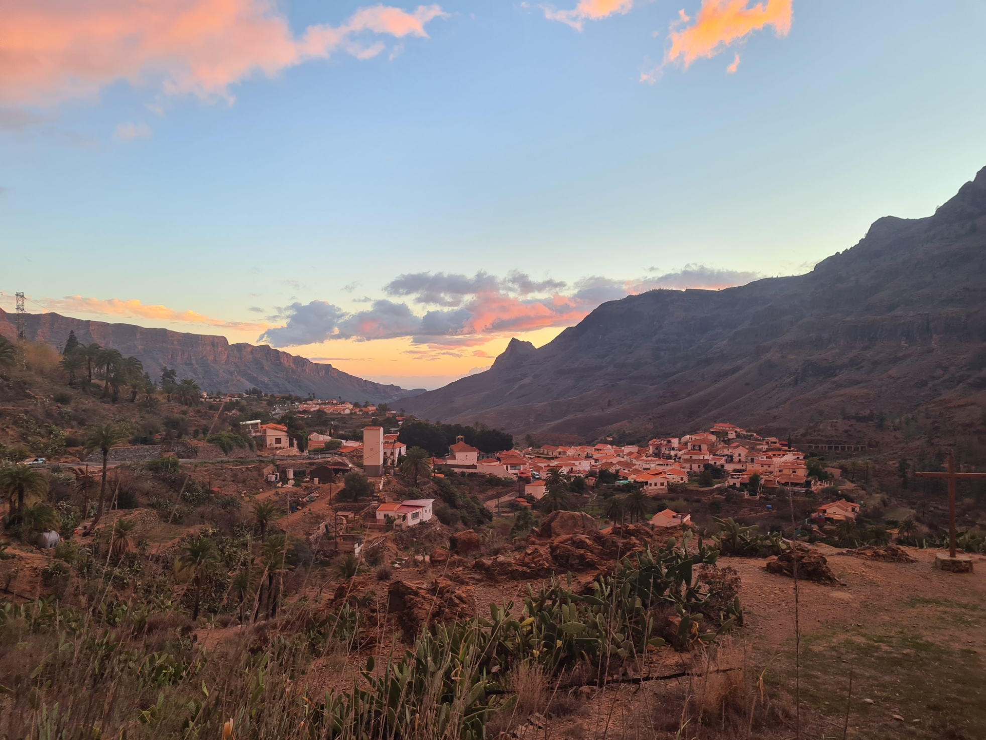 Looking back to Fataga