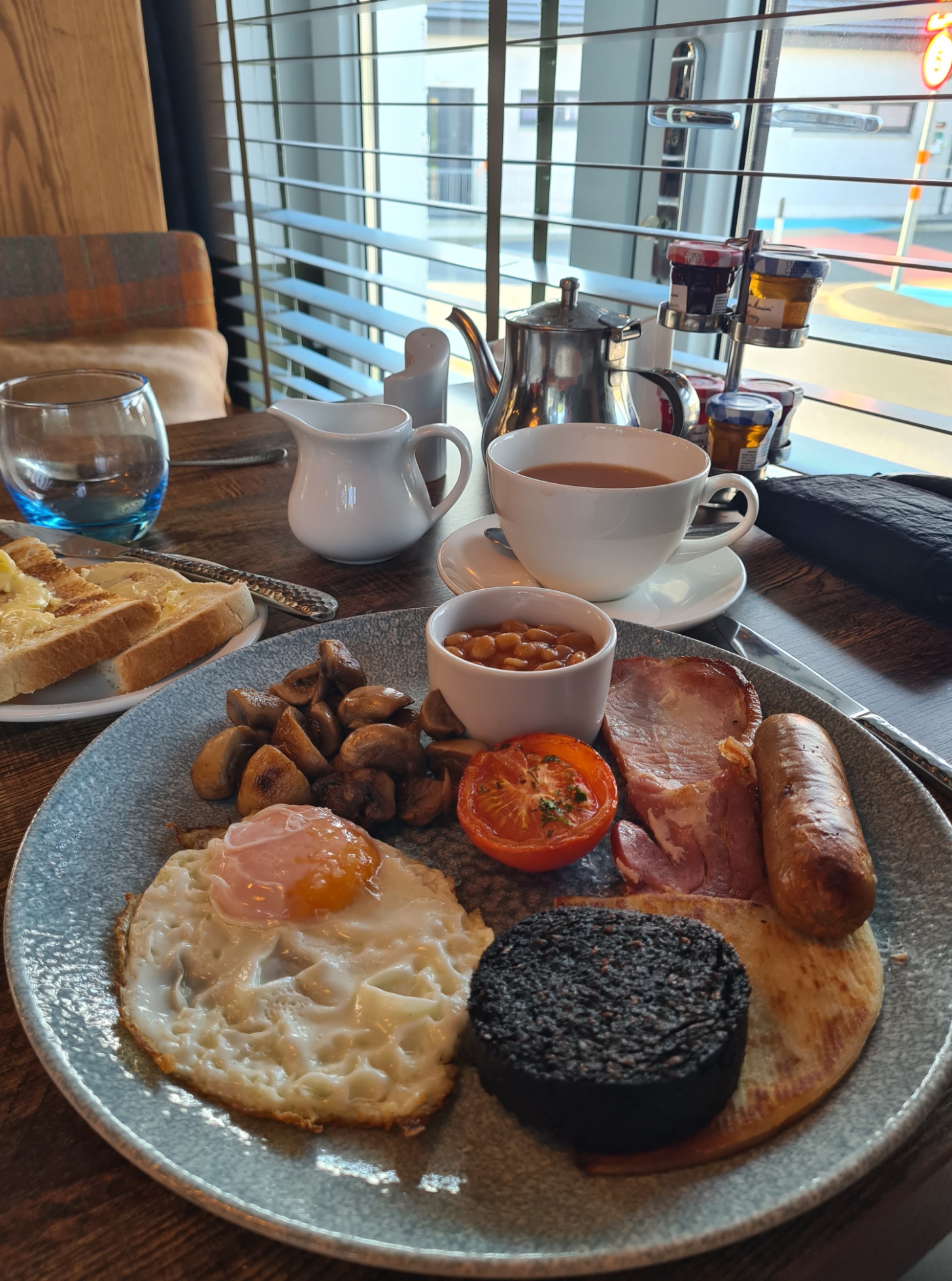 Breakfast at Hotel Hebrides